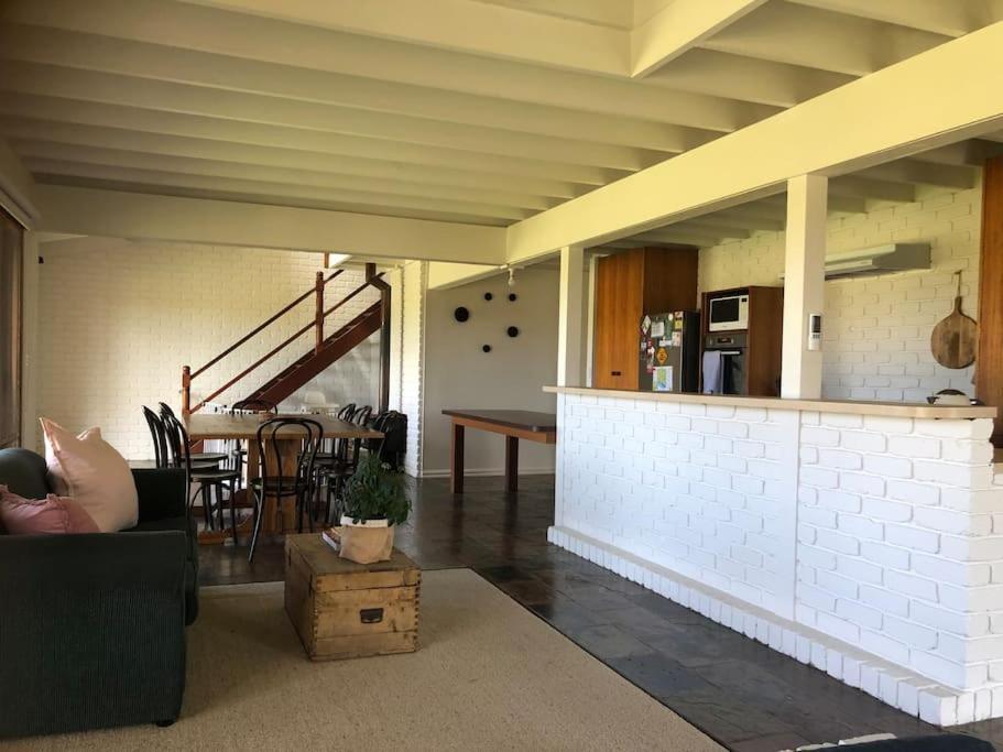 Peterborough Beach House Εξωτερικό φωτογραφία